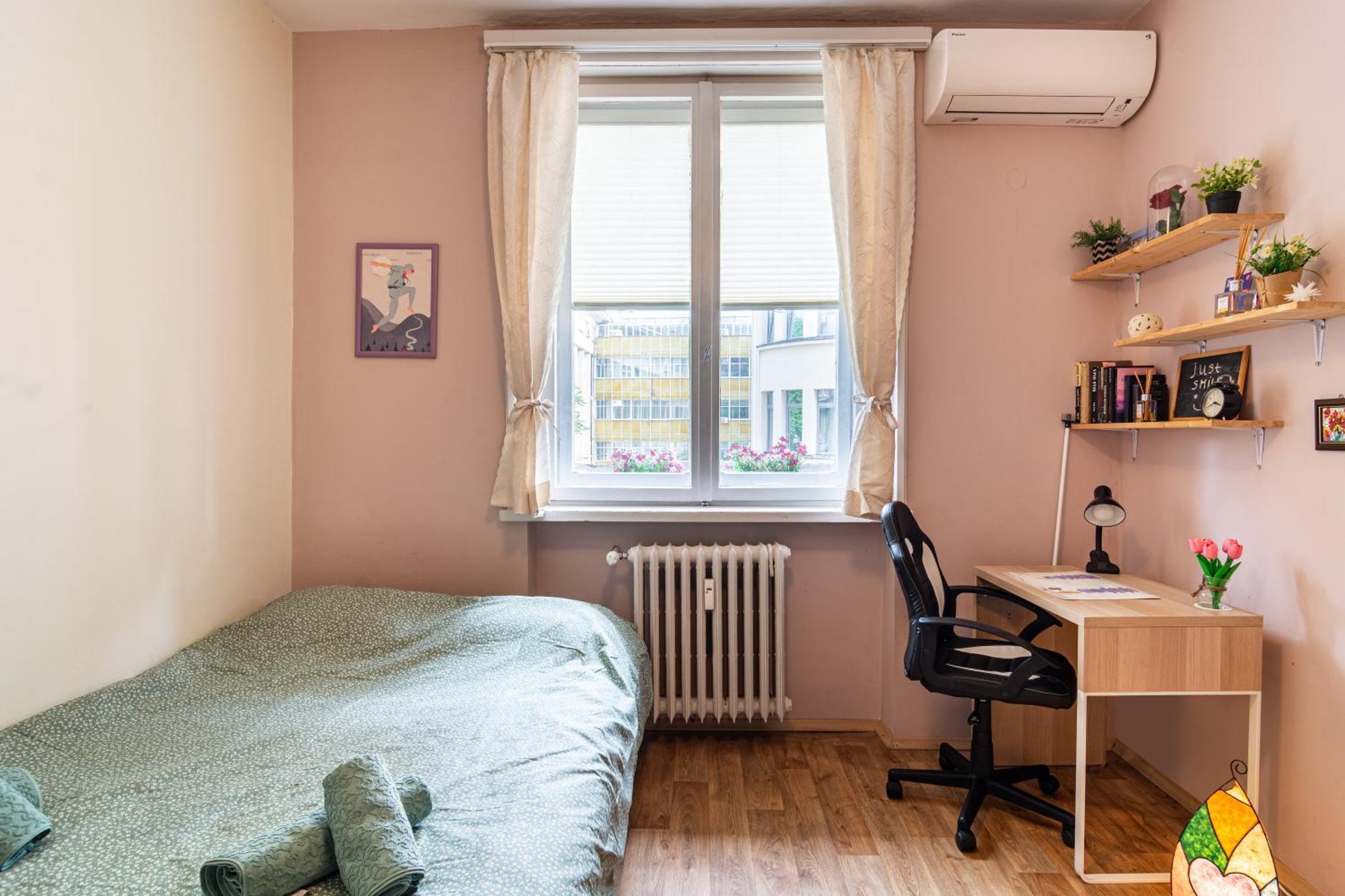 The Top Spot - Cute Little Studio In The Center Sofia Exterior photo