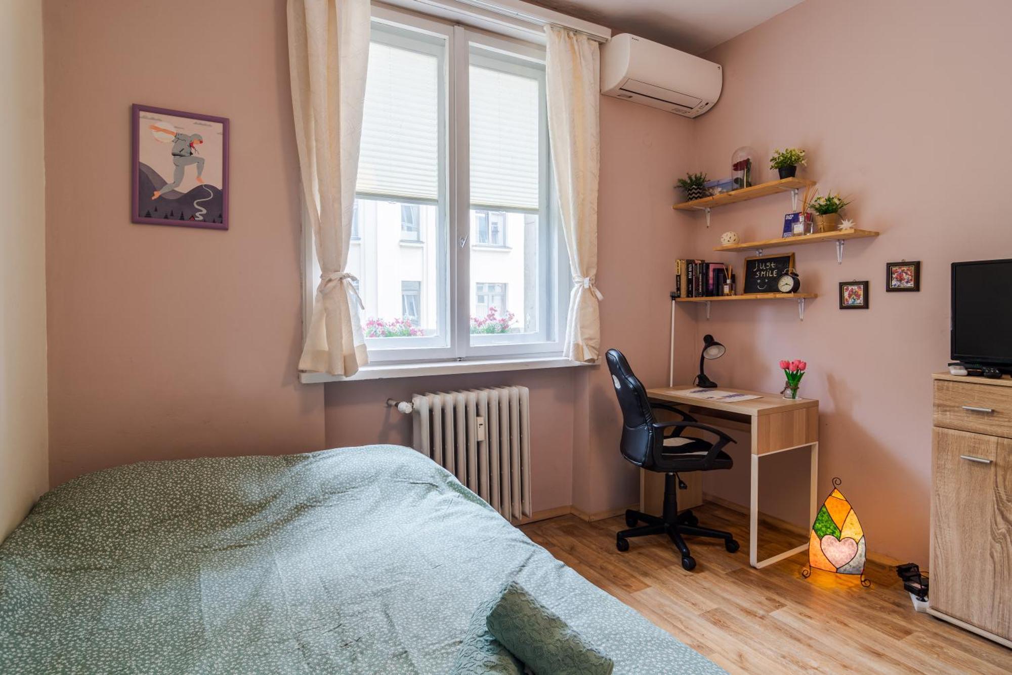 The Top Spot - Cute Little Studio In The Center Sofia Exterior photo